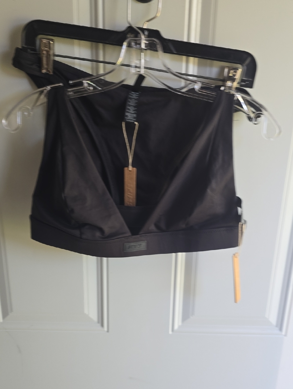 SKIMS Black Supportive V-Neck Bralette